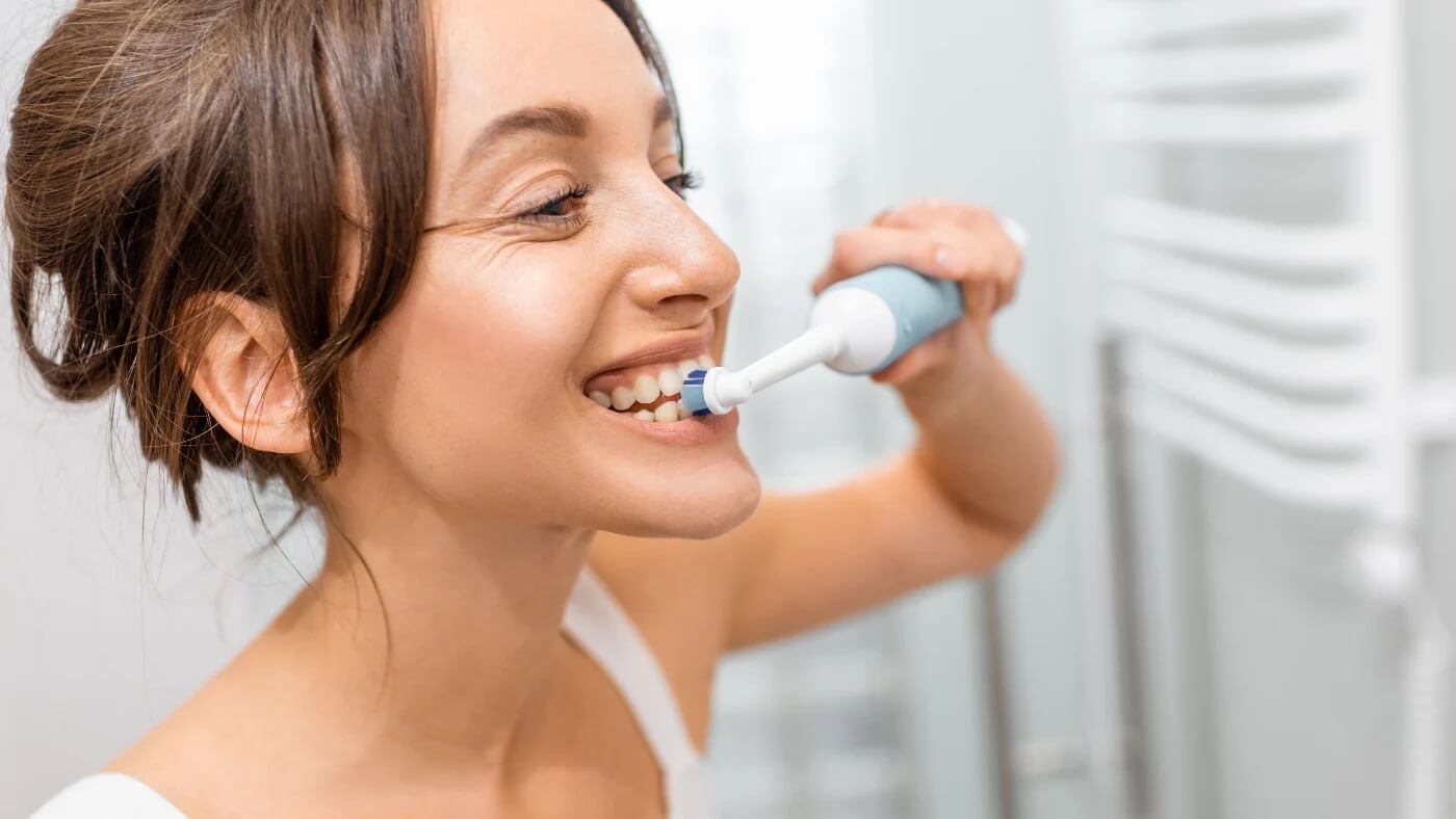 Choosing the right toothbrush and toothpaste